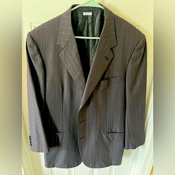 Brioni Pinstripe Blazer Size 46